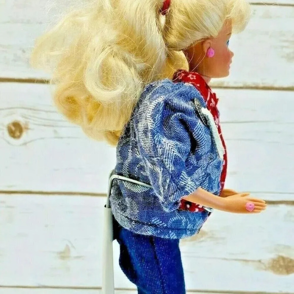 MATTEL BARBIE Doll Blonde Hair Blue Eyes 3 Piece Outfit 12" Tall Used - Picture 3 of 10